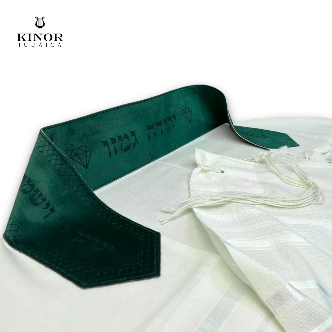 Talit en velours VERT personnalisé